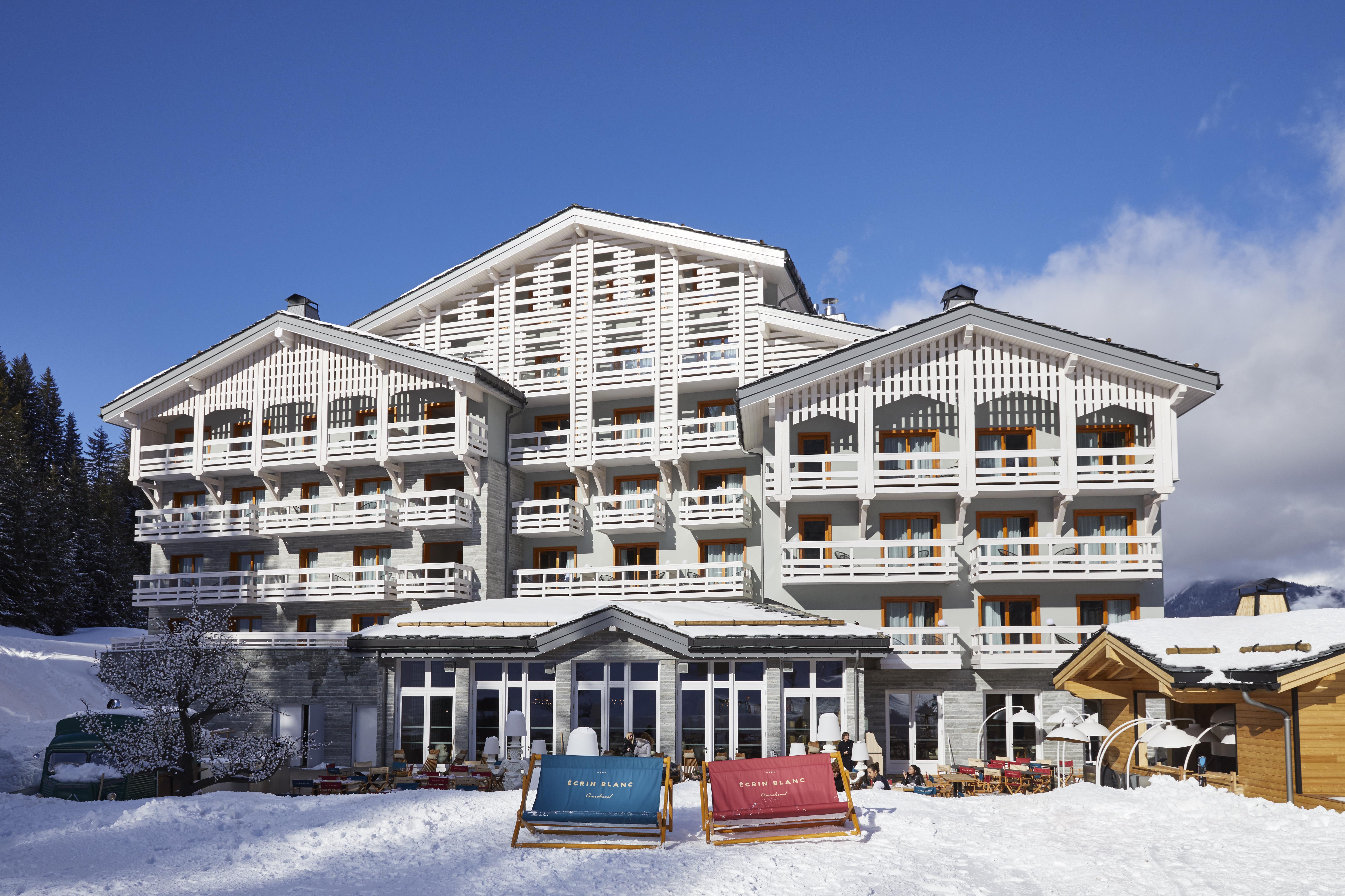 Ecrin Blanc Resort Courchevel - Aquapark Ngoại thất bức ảnh